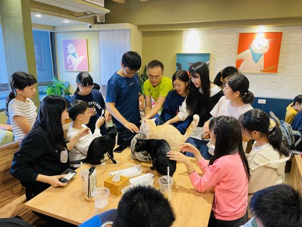 森林小徑文心店對寵物超友善